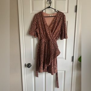 Francesca's Miami Eliza Leopard Print Faux Wrap Dress - Large